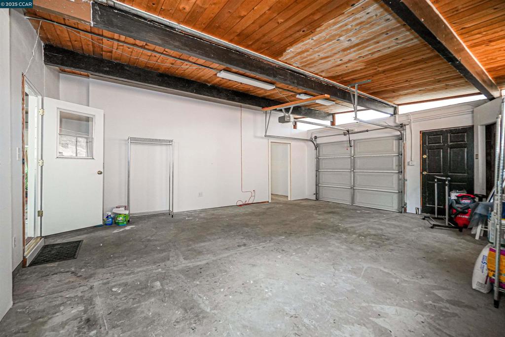 EL SOBRANTE - Residential