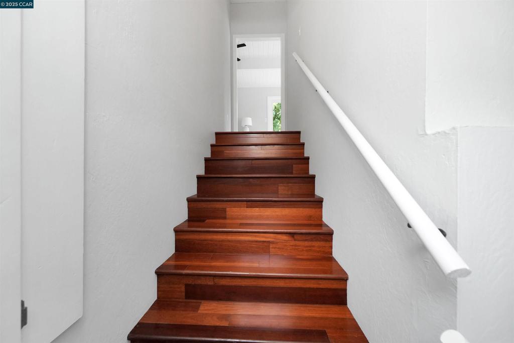 EL SOBRANTE - Residential