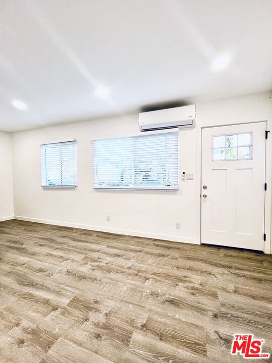 Properties 4 421 E Chevy Chase Drive 1