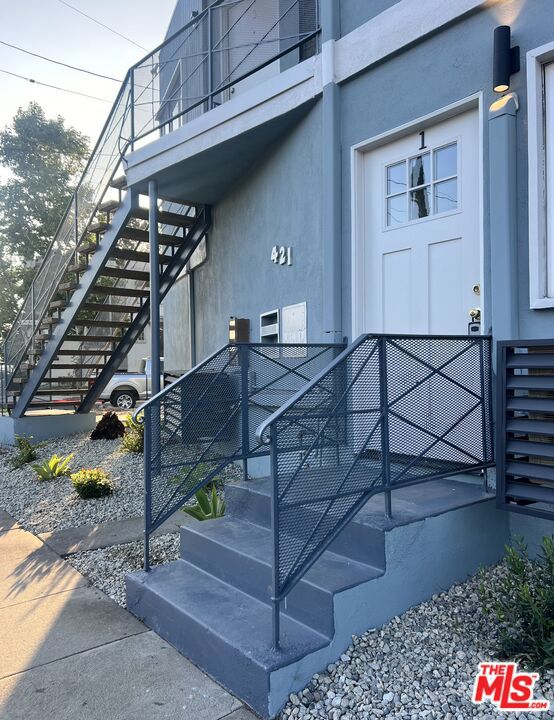 Properties 1 421 E Chevy Chase Drive 1
