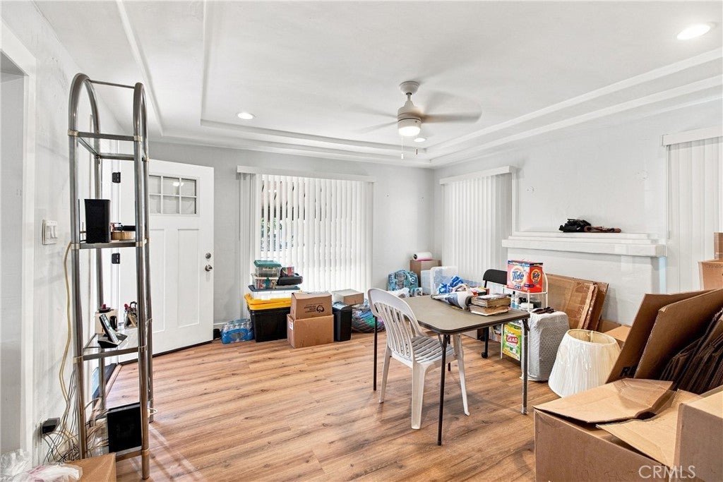 1321 W 60th PL, Los Angeles CA 90044