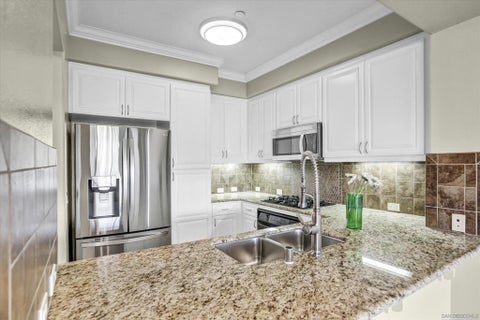 Tiny photo for 8233 Station Village Ln Ln #2414, San Diego, CA 92108 (MLS # 260025165SD)