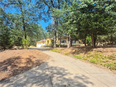 Photo of 14274 Regina Way, Cobb, CA 95426 (MLS # LC26144595)