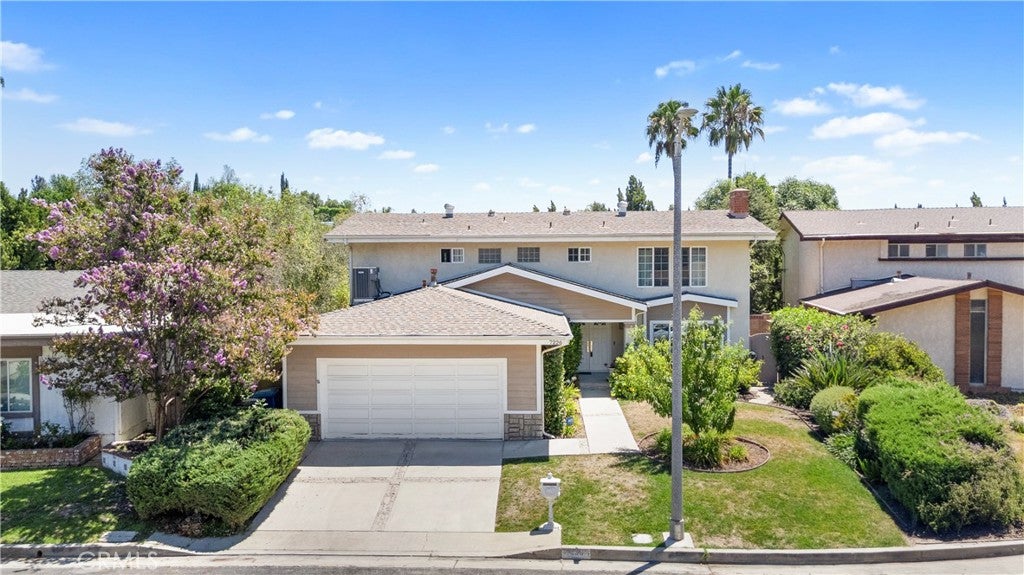 7226 Dennis LN