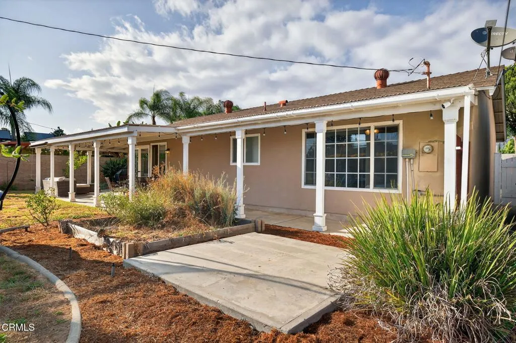 Ojai, California 93023, United States, 3 Bedrooms Bedrooms, ,2 BathroomsBathrooms,Residential,Active,208169