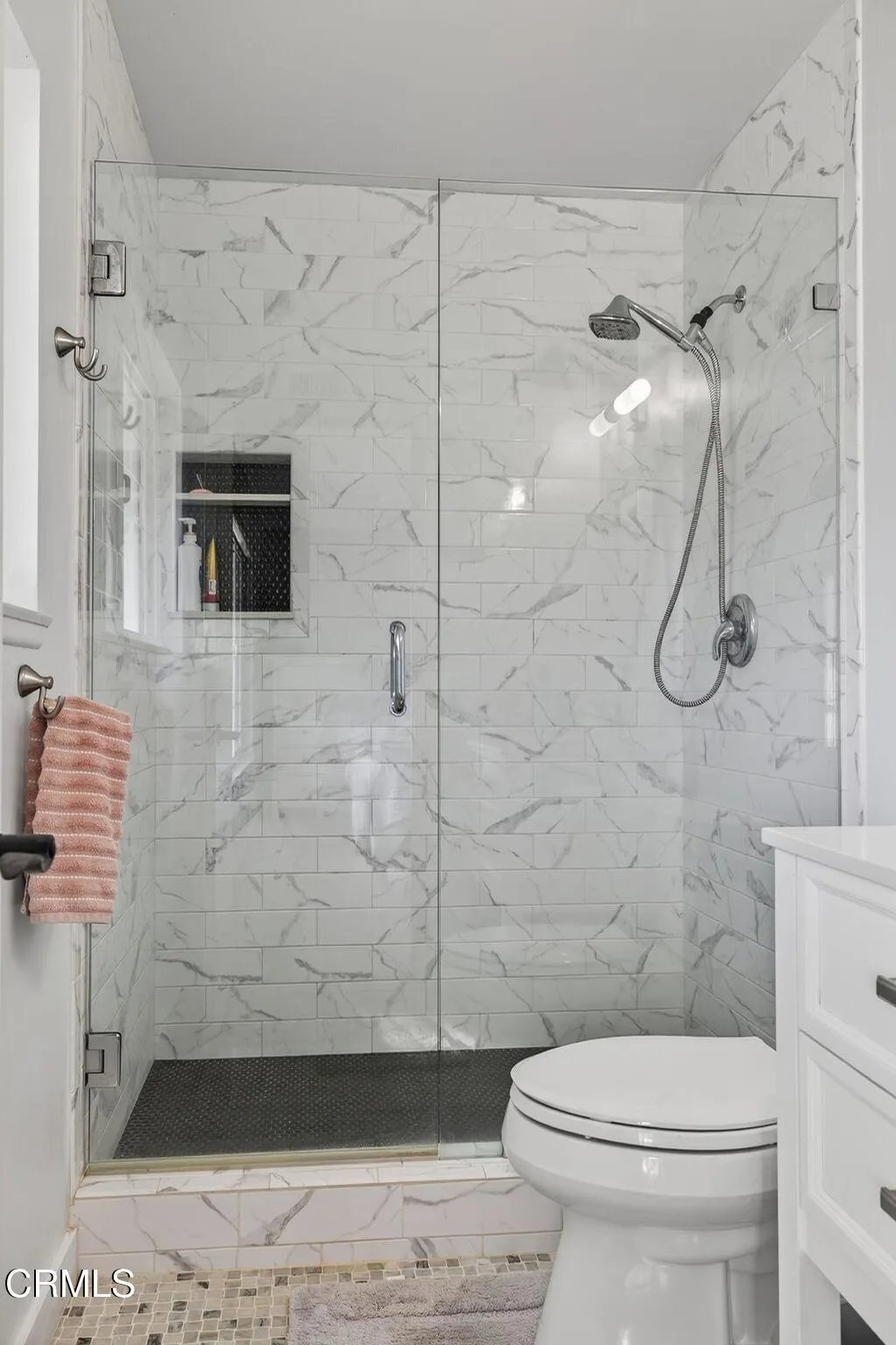 Ojai, California 93023, United States, 3 Bedrooms Bedrooms, ,2 BathroomsBathrooms,Residential,Active,208169