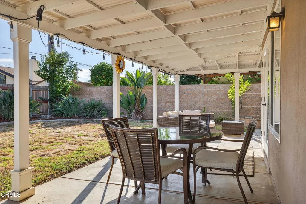 Ojai, California 93023, United States, 3 Bedrooms Bedrooms, ,2 BathroomsBathrooms,Residential,Active,208169