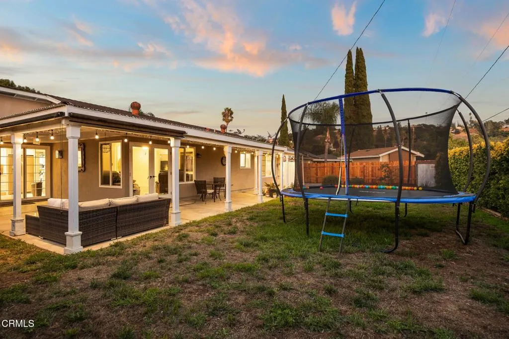 Ojai, California 93023, United States, 3 Bedrooms Bedrooms, ,2 BathroomsBathrooms,Residential,Active,208169