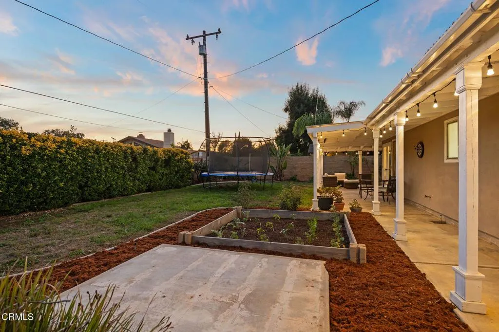 Ojai, California 93023, United States, 3 Bedrooms Bedrooms, ,2 BathroomsBathrooms,Residential,Active,208169