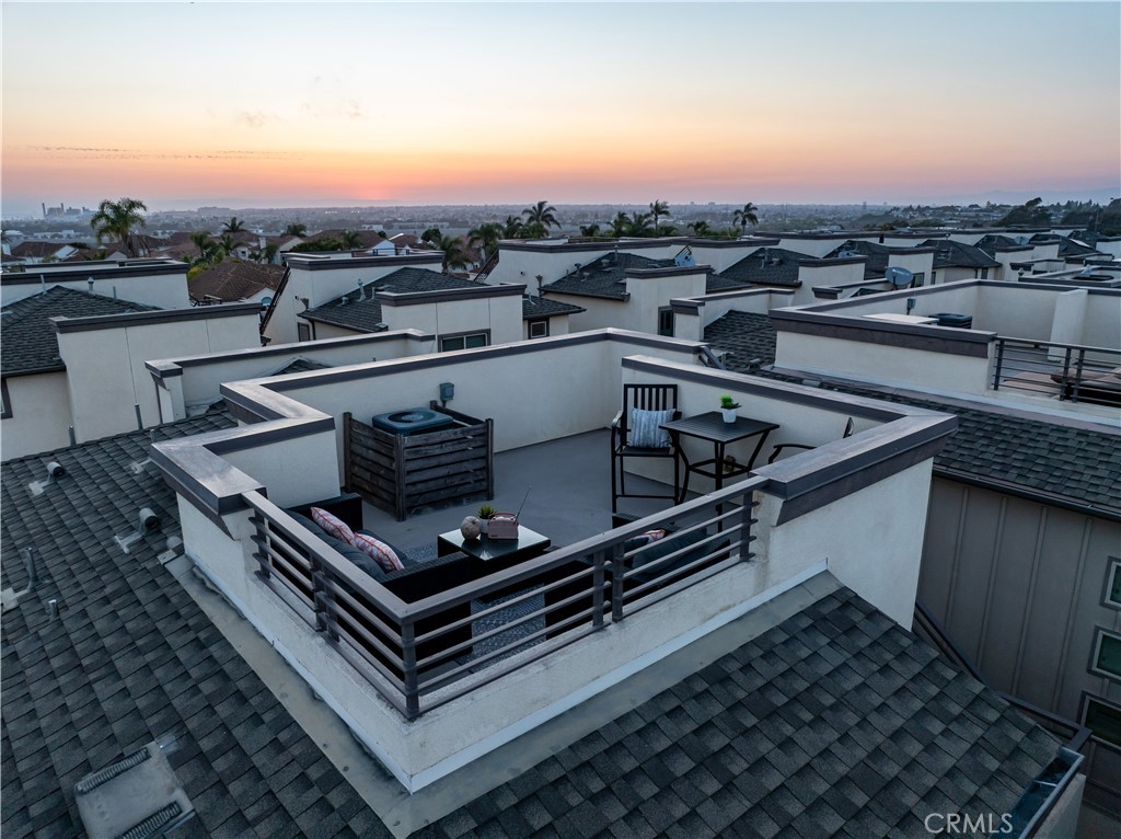 1800 Ocean Court