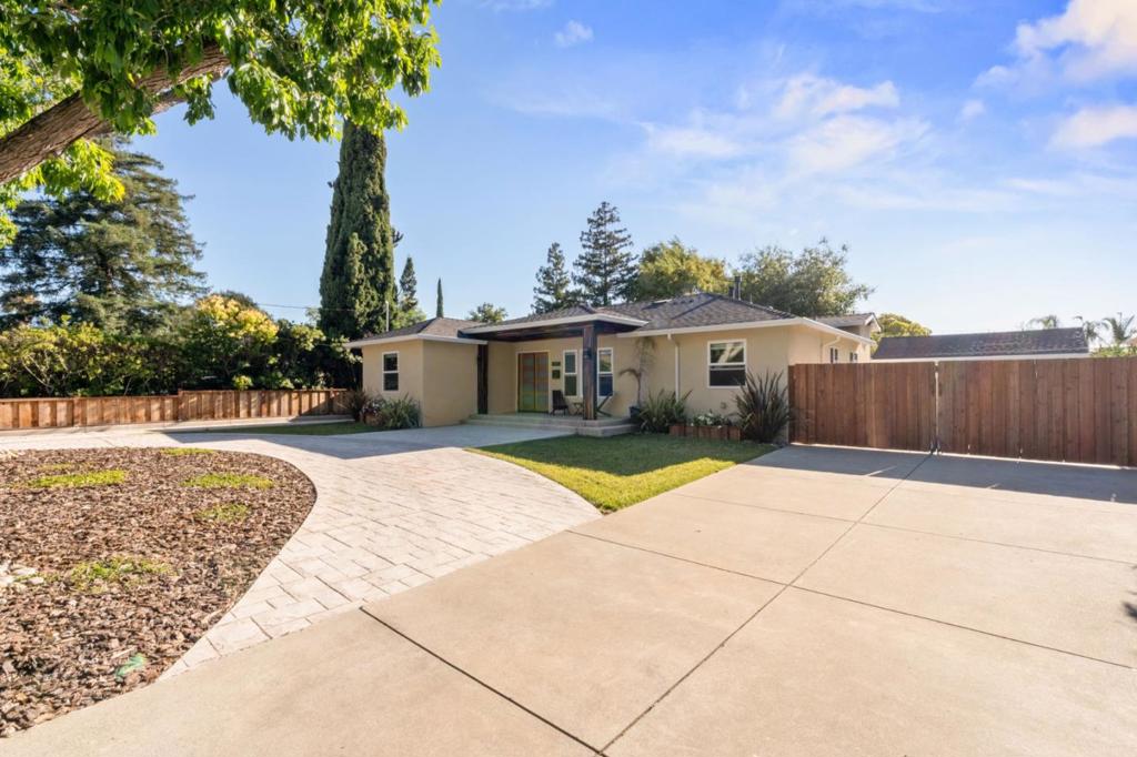 1185 Normandy Drive