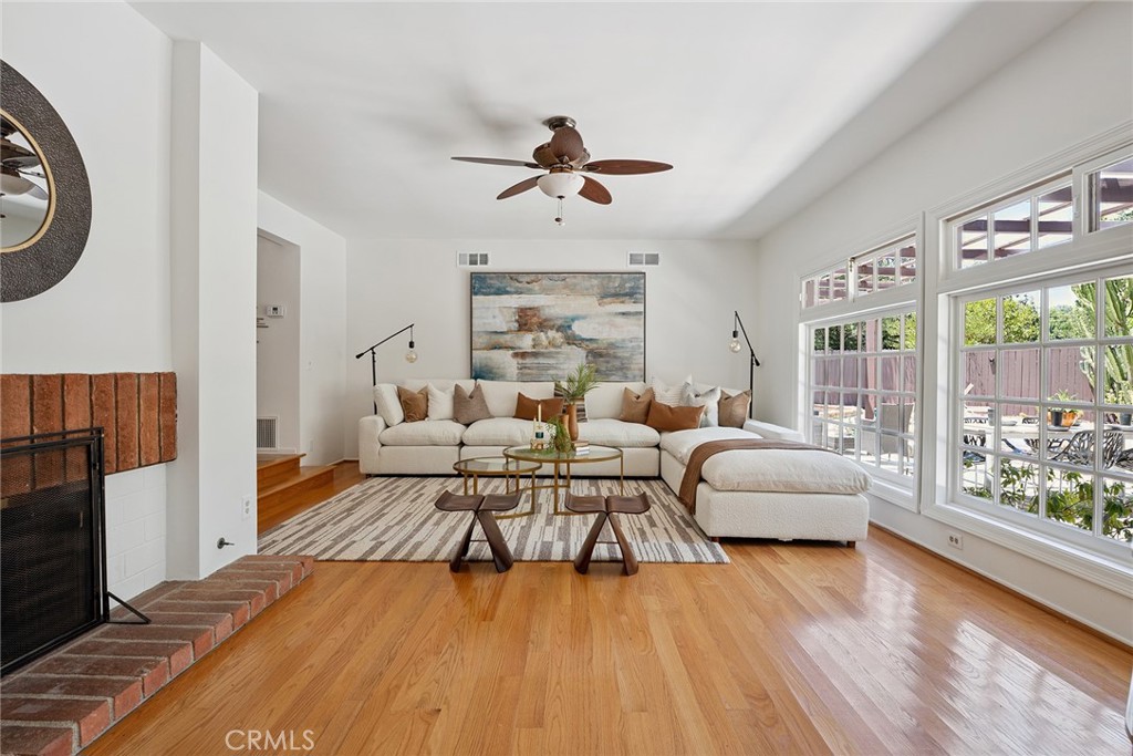 4241 Kingfisher Road