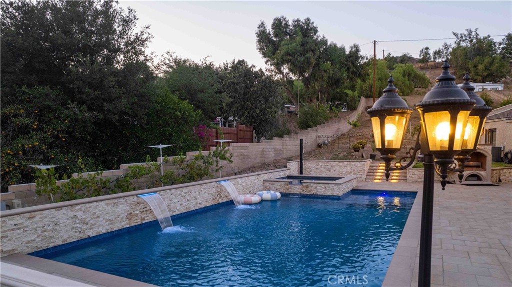 3225 Yardley Place