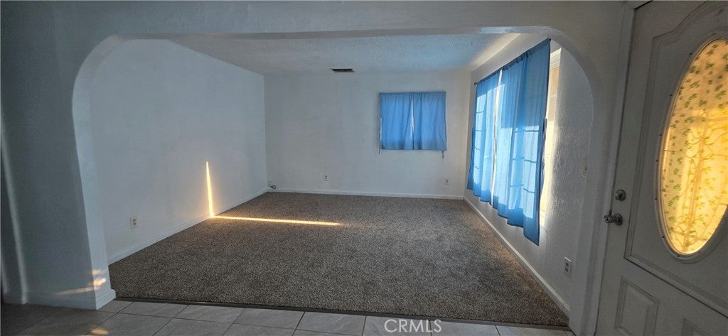 2894 Elm