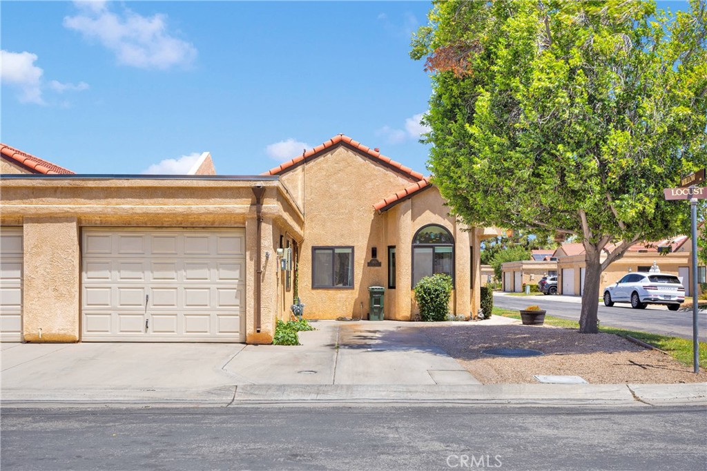 11635 Locust Lane