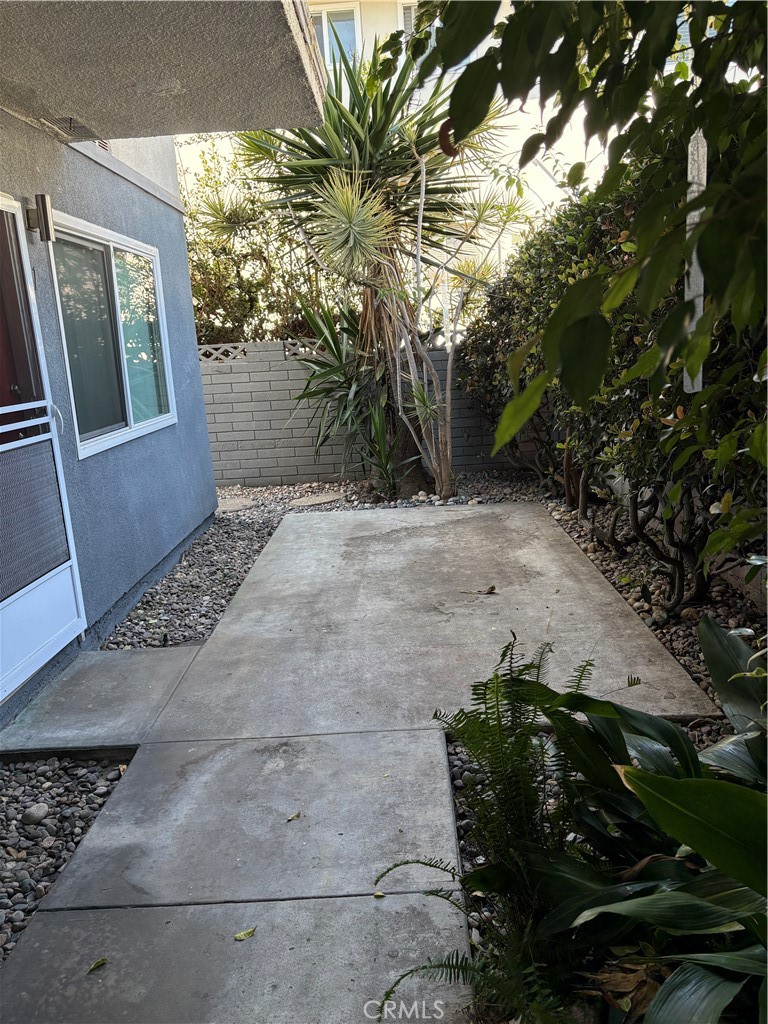 24311 Santa Clara Ave 1