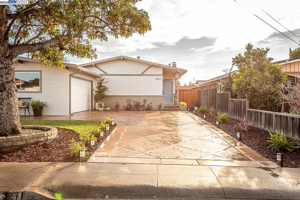 41327 Erma Ave