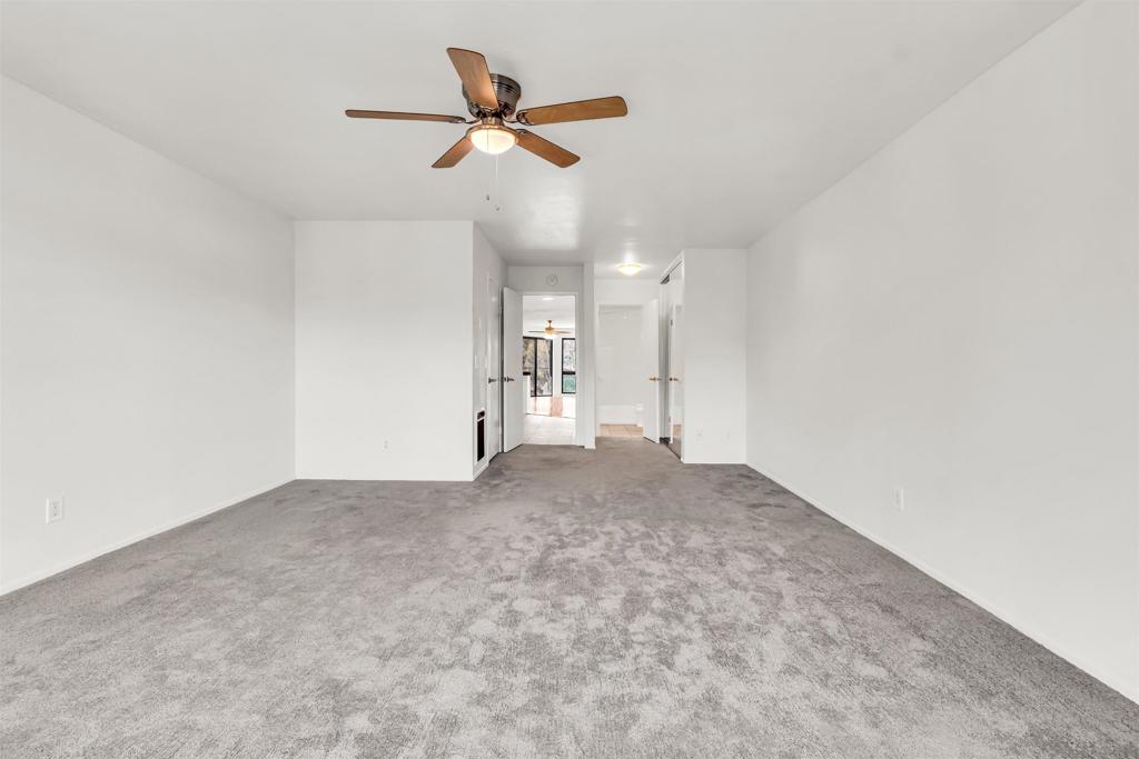 La Costa - Residential