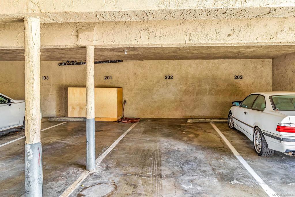 La Costa - Residential