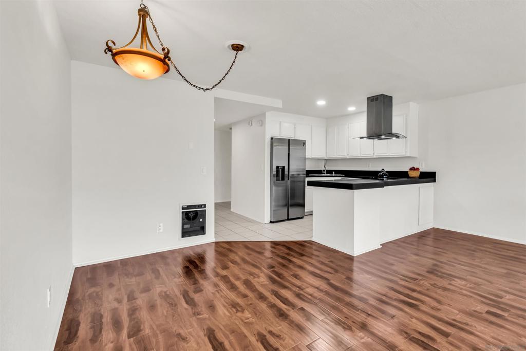 La Costa - Residential