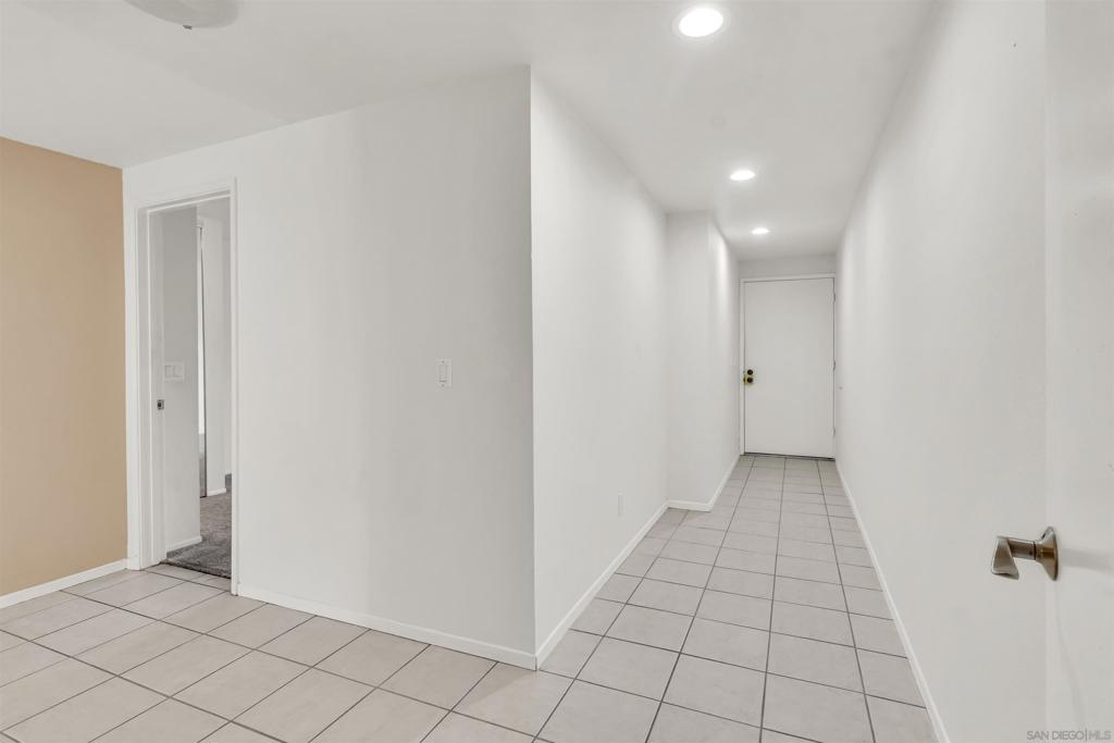 La Costa - Residential