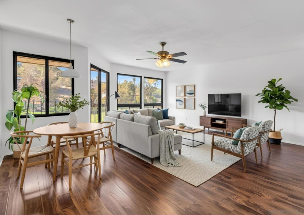 La Costa - Residential