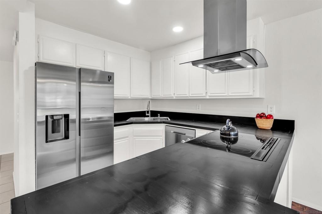 La Costa - Residential