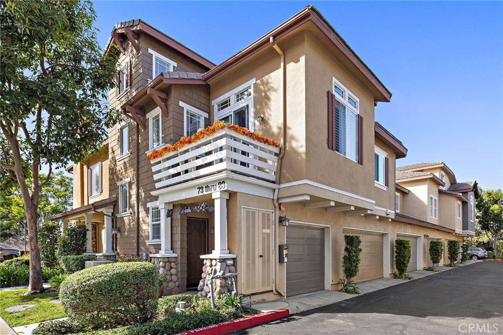 Chambray (CHMB) - Residential Lease