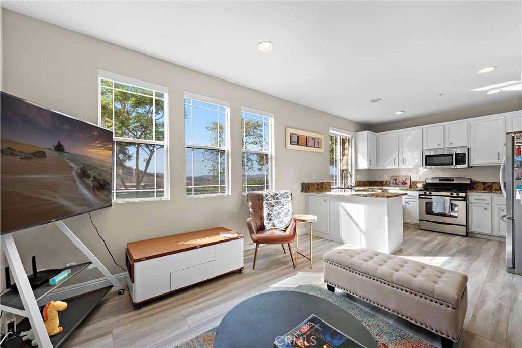 Chambray (CHMB) - Residential Lease
