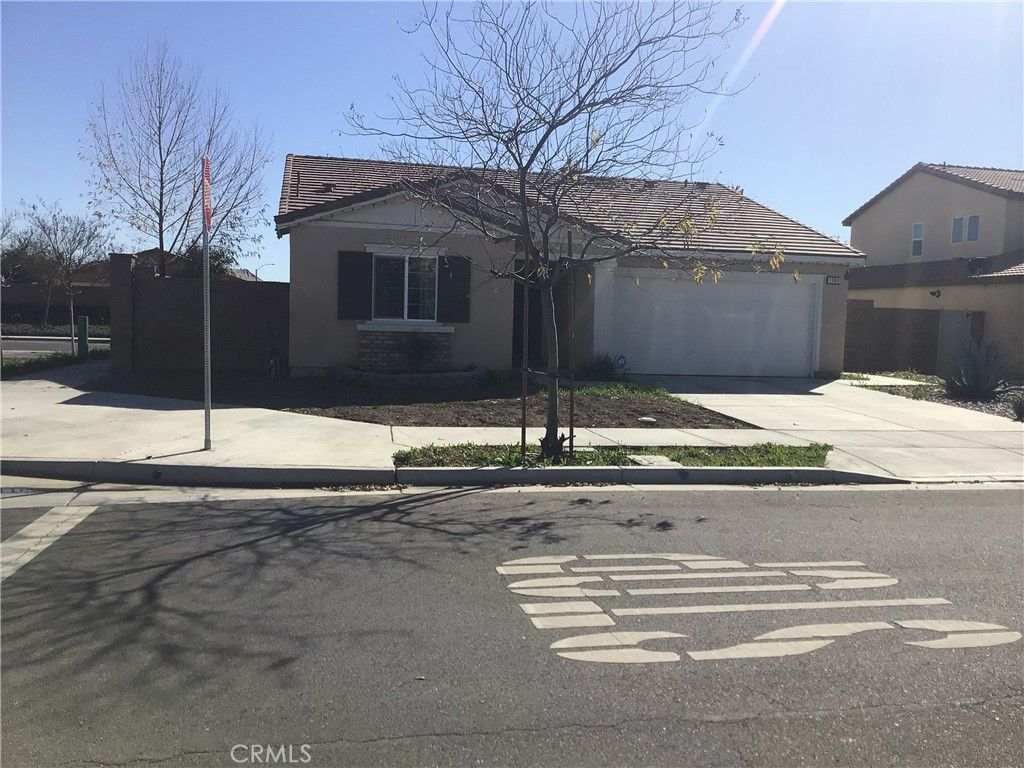 Photo of 1353 Haven Place, Hemet, CA 92543 (MLS # SW26022976)