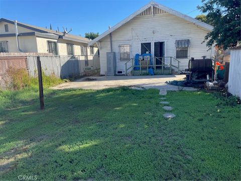 5125 avenue Woodlawn Los Angeles CA 90011