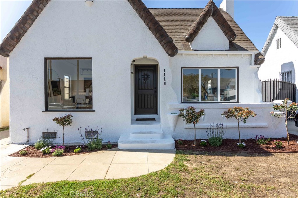 1116 W 80th Street