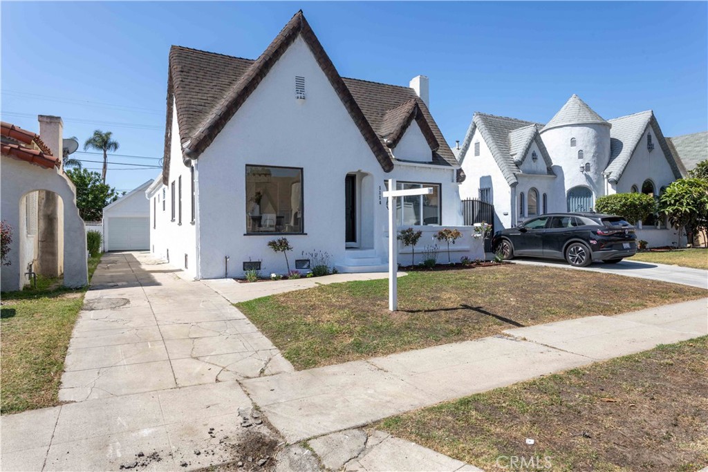 1116 W 80th Street