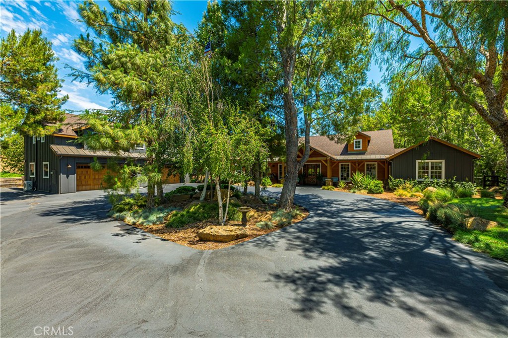 42970 Grace Lane