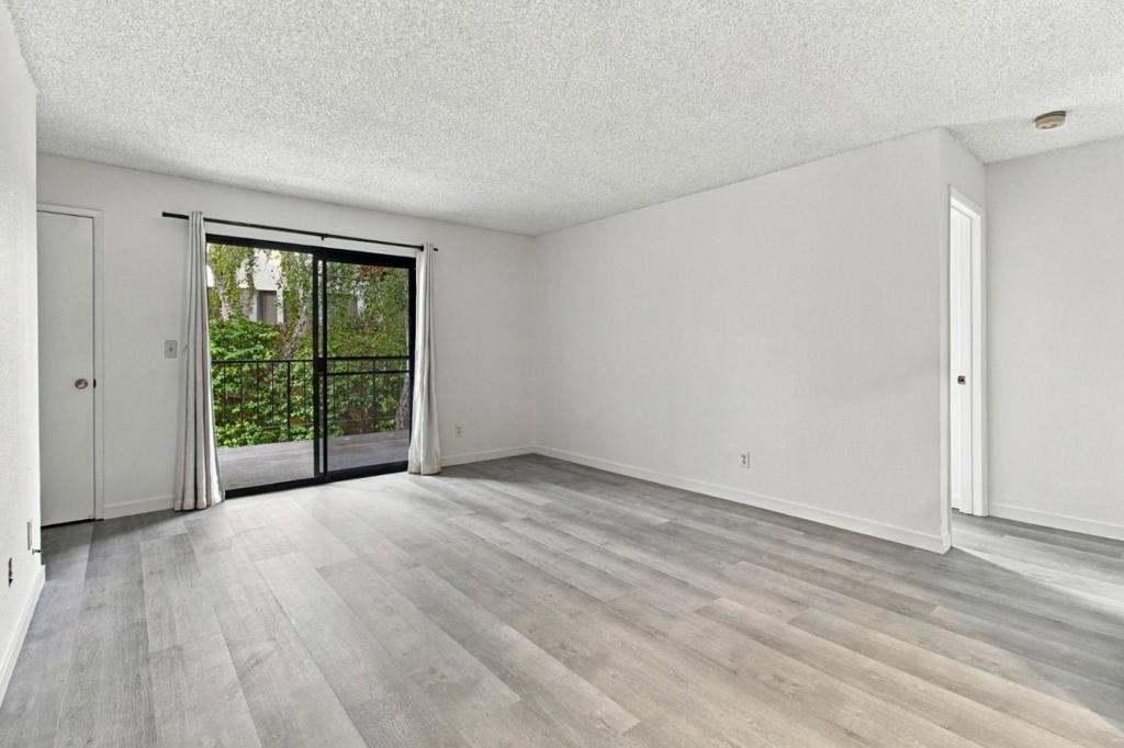 853 Woodside Way 133