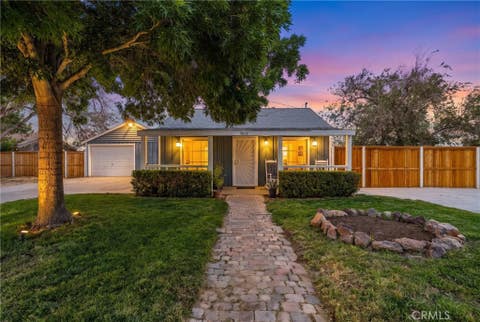 Photo of 8663 W Avenue E8, Lancaster, CA 93536 (MLS # SR26169894)