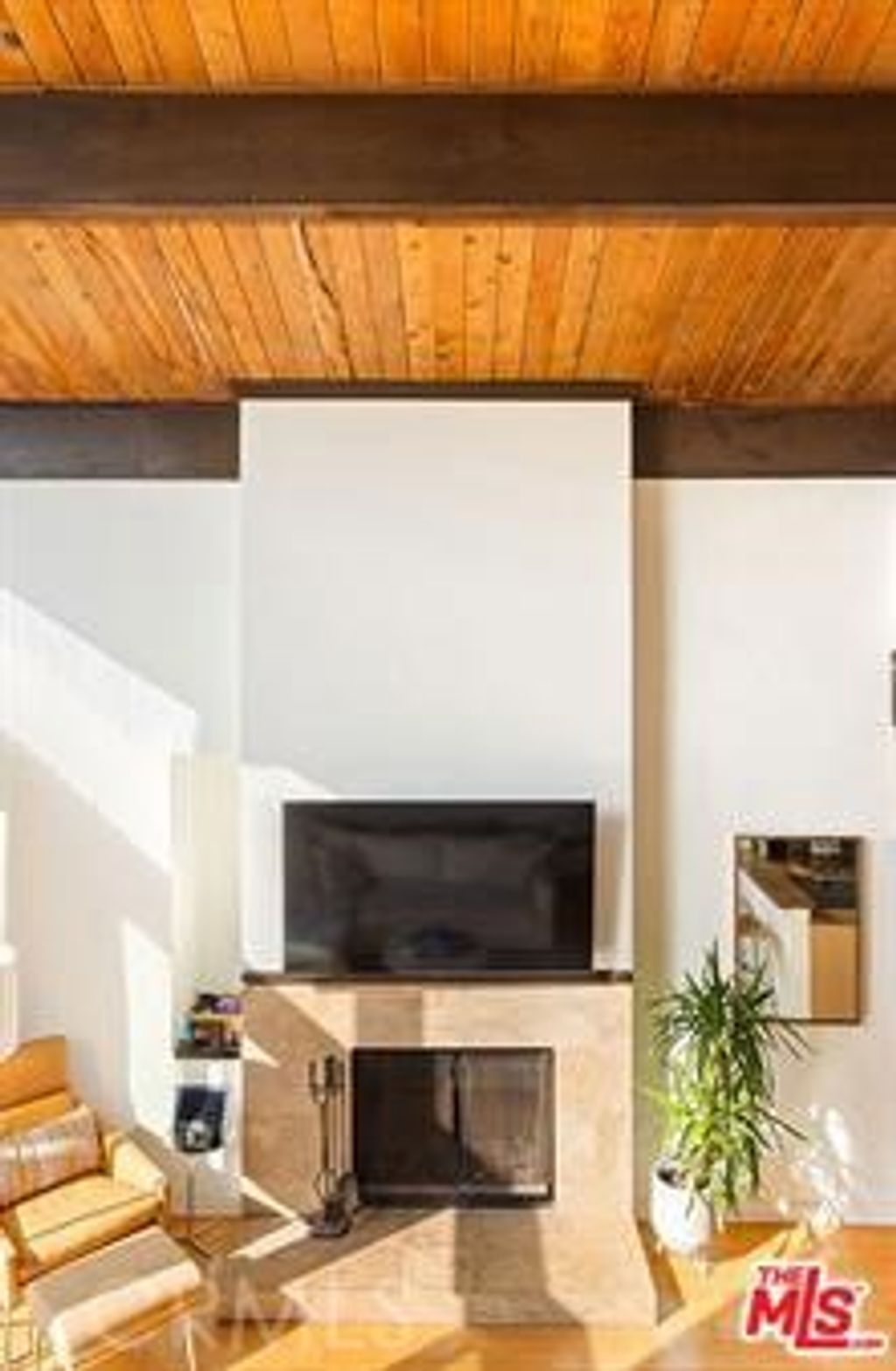 Photo of 31 Spinnaker Street #15, Marina Del Rey, CA 90292 (MLS # SR26019446)