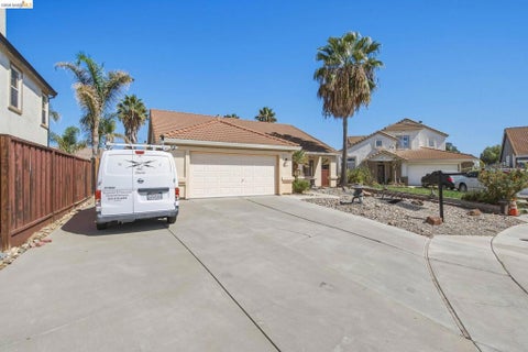 Photo of 2419 Imperial Court CT, Discovery Bay, CA 94505 (MLS # 41147666)