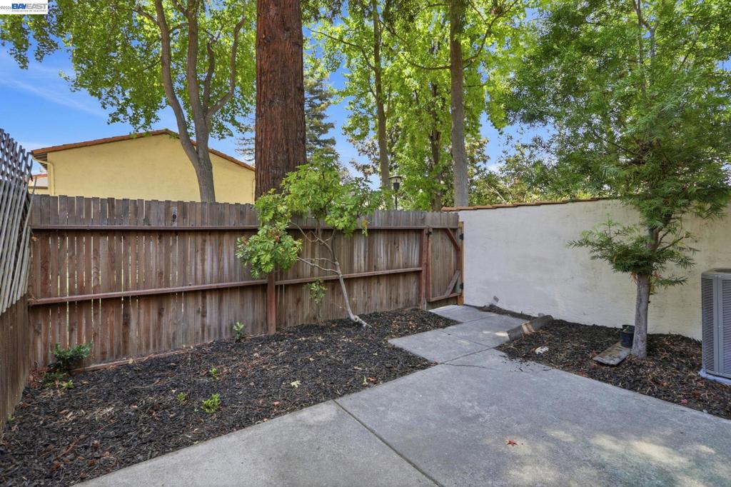 2060 Briscoe Terrace TER, Fremont CA 94539