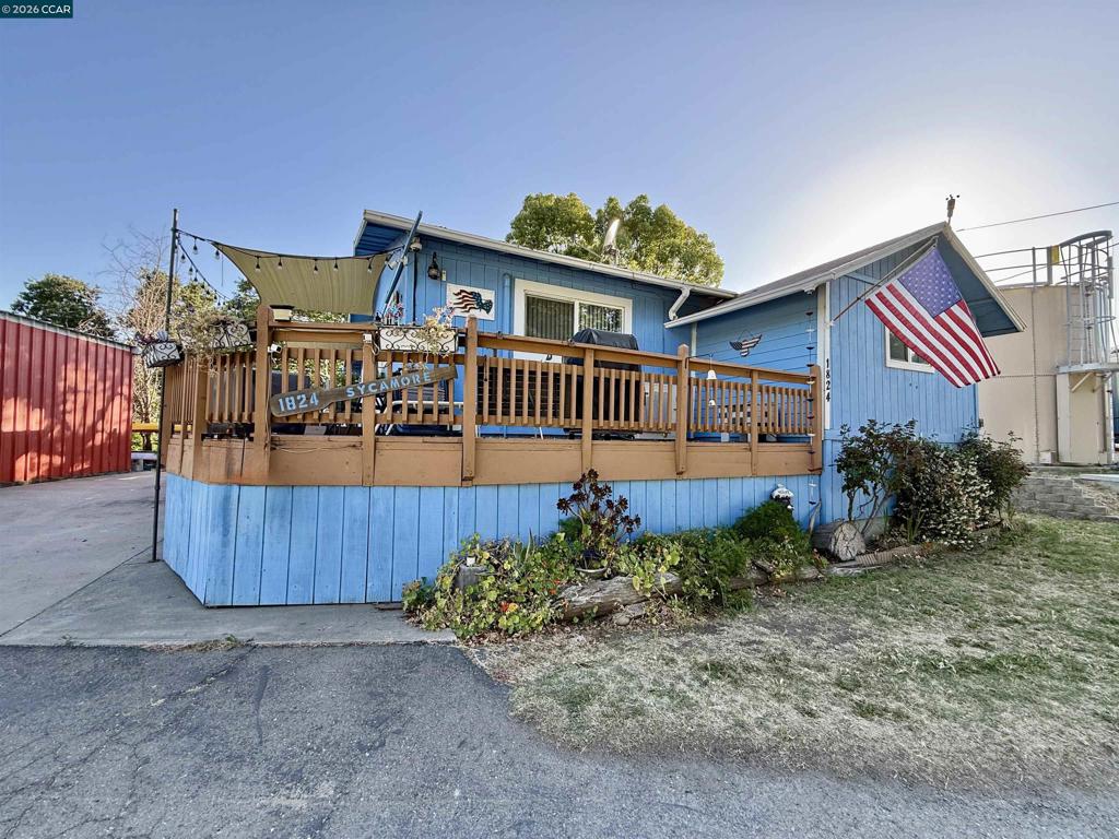 1824 Sycamore Drive