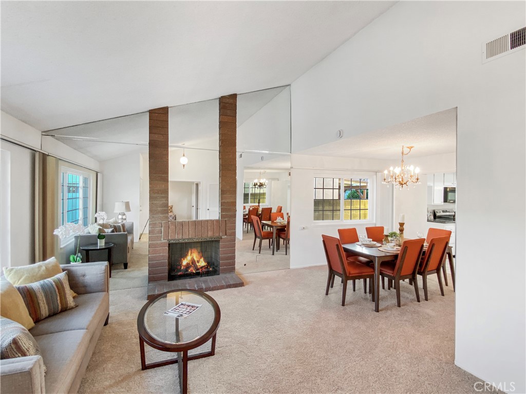 5831 Daisy Circle