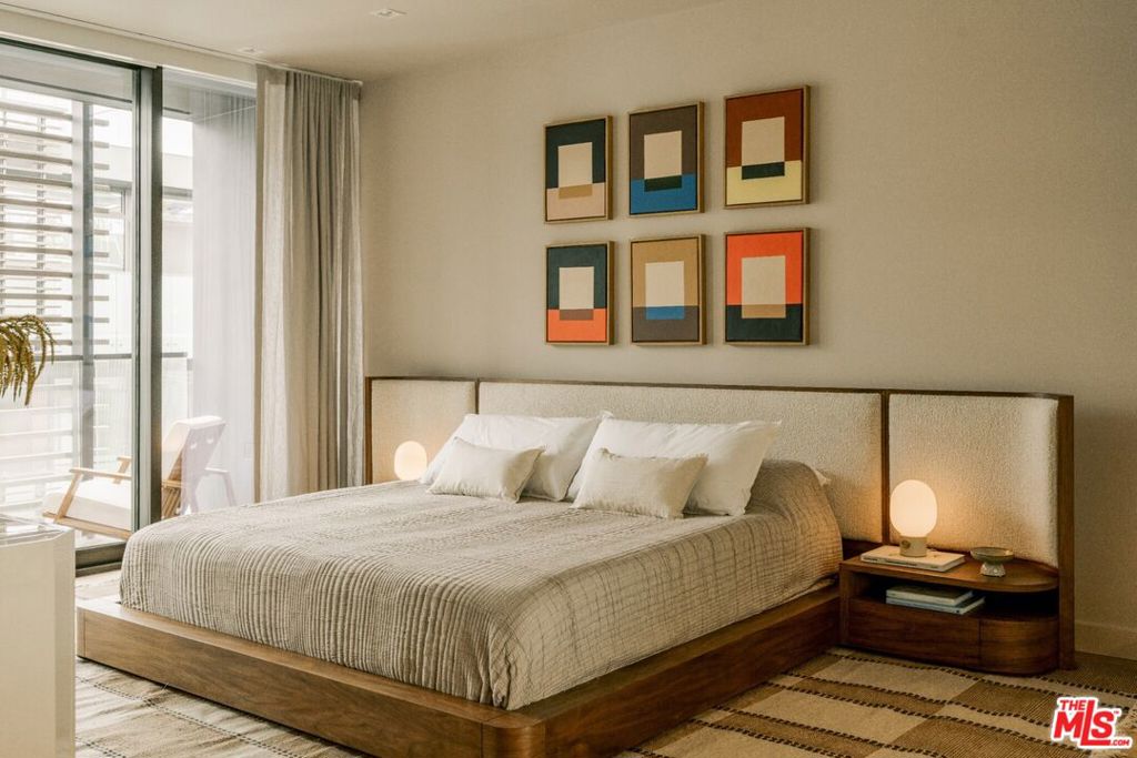 Photo of 702 N Doheny Drive #TH12, West Hollywood, CA 90069 (MLS # 26740087)