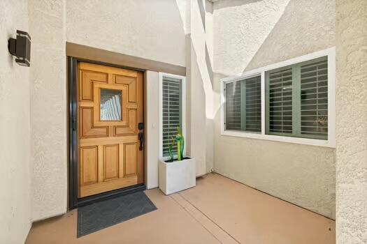 39041 Kilimanjaro Drive