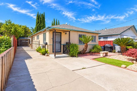 Photo of 779 N 14th Street, San Jose, CA 95112 (MLS # ML82061699)