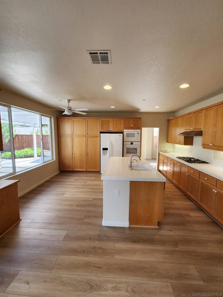 Rancho Bernardo - Residential Lease