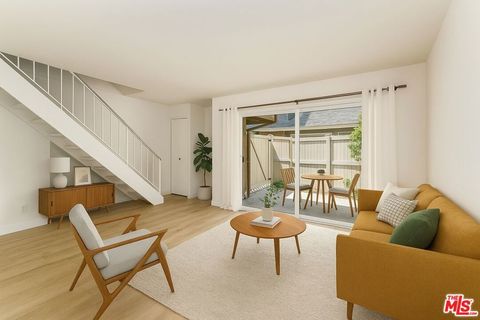 Photo of 28521 Conejo View Drive, Agoura Hills, CA 91301 (MLS # 25582937)