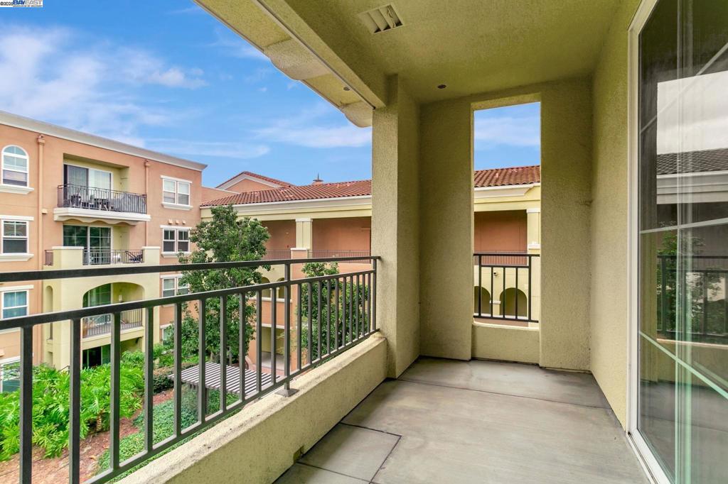 MILPITAS - Residential