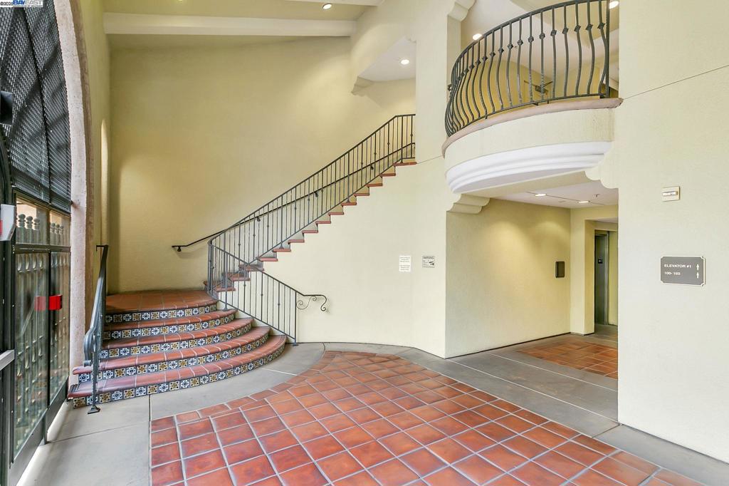 MILPITAS - Residential