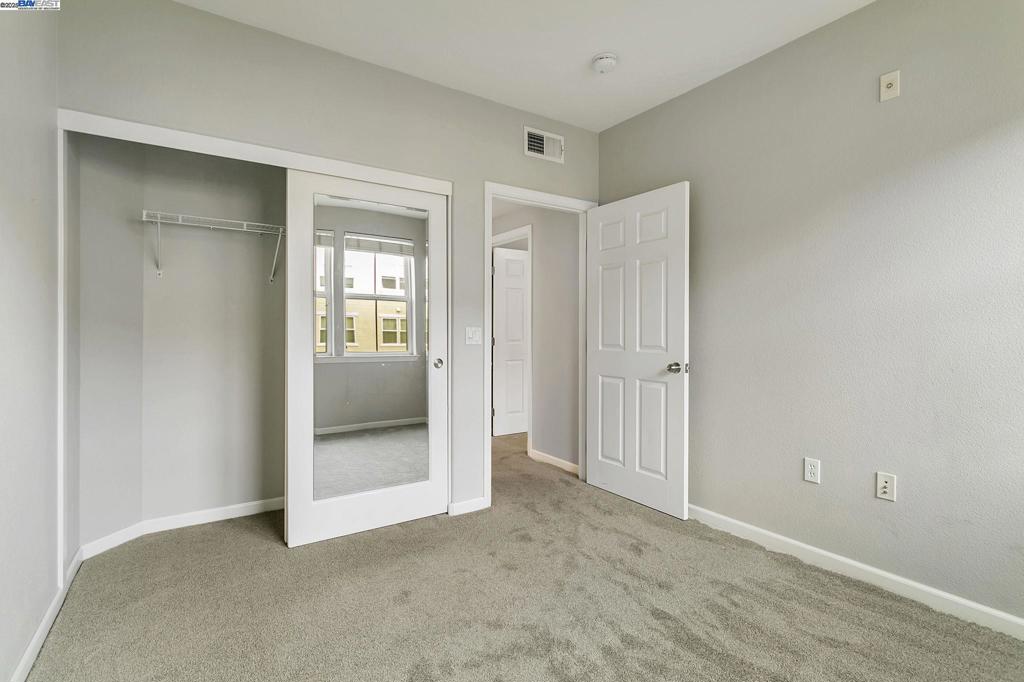 MILPITAS - Residential