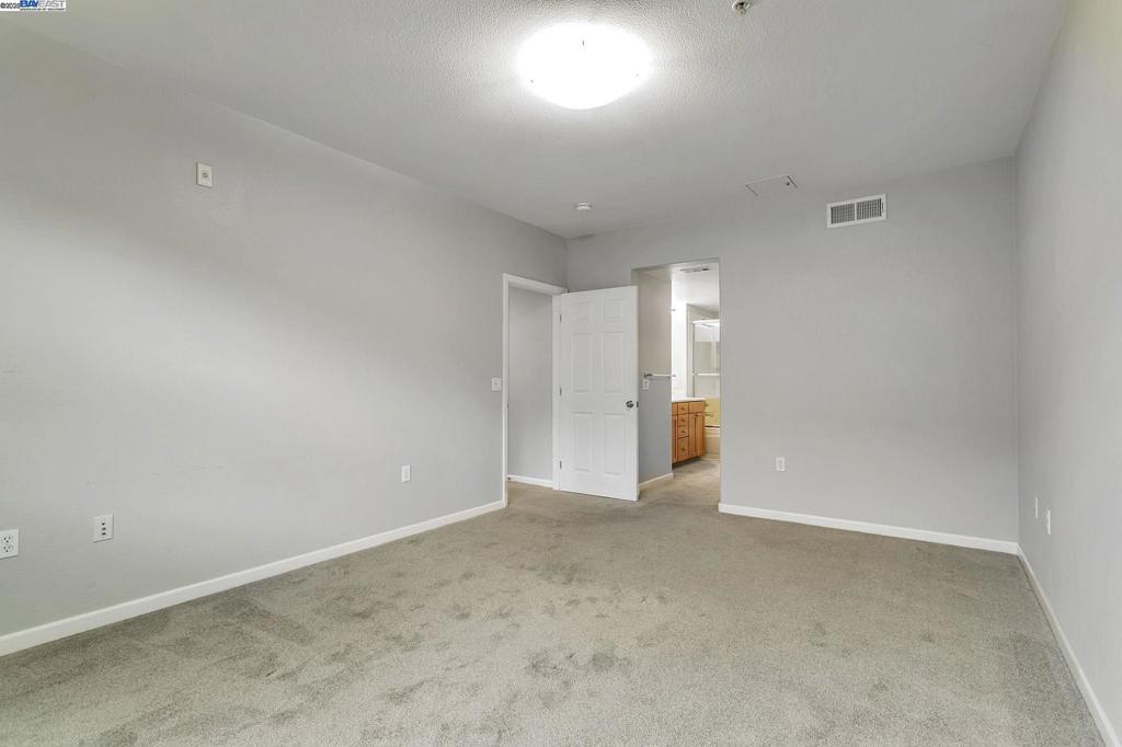 MILPITAS - Residential